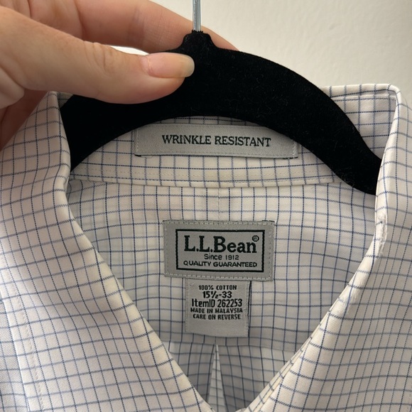 LL Bean Dress Shirt - wrinkle resistant - Picture 3 of 4